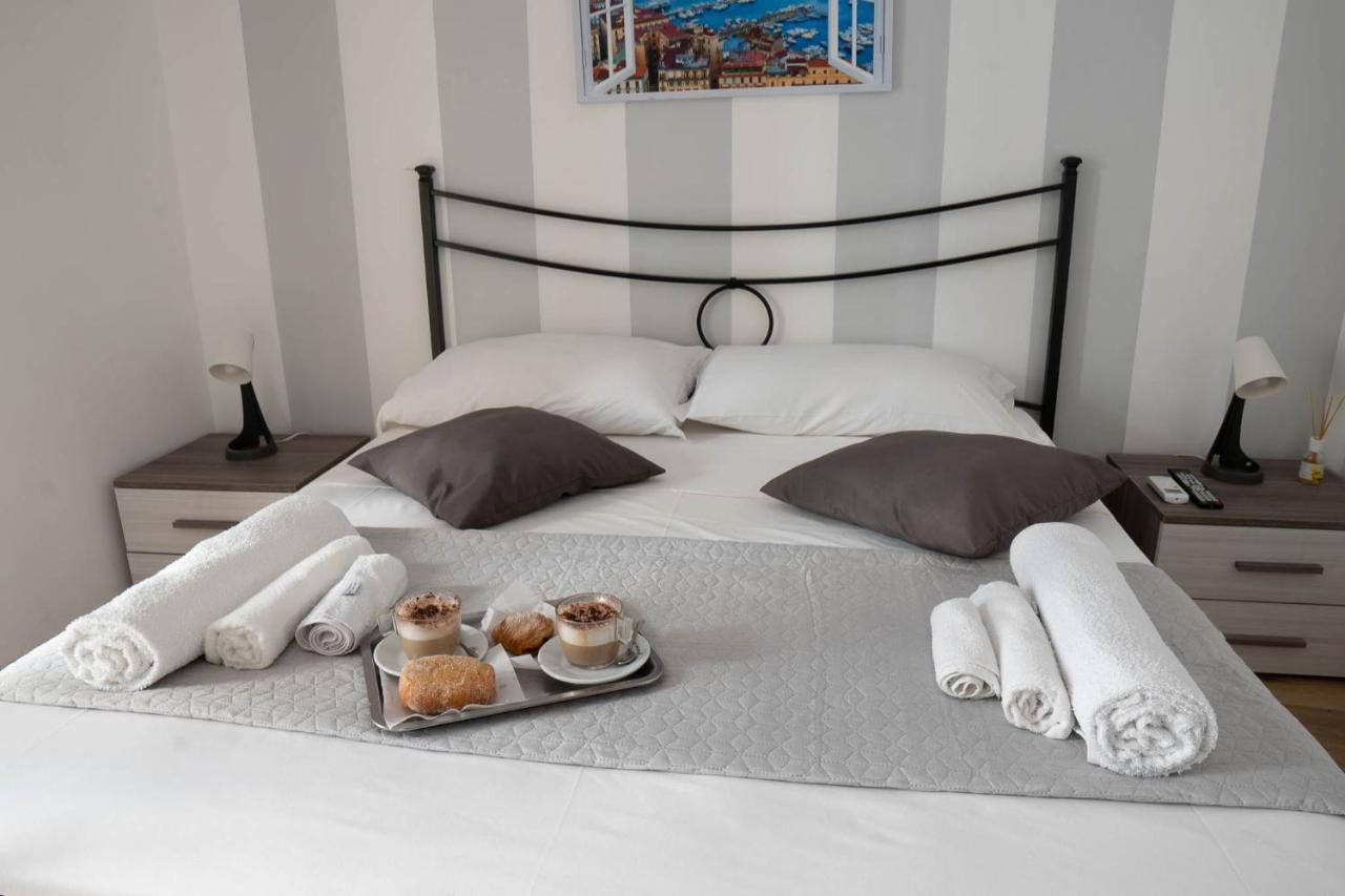 Athmosfera Nova 18 Hotel Napoli Ngoại thất bức ảnh