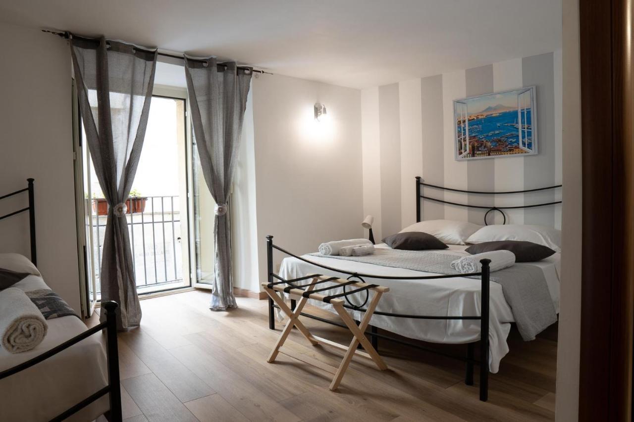Athmosfera Nova 18 Hotel Napoli Ngoại thất bức ảnh