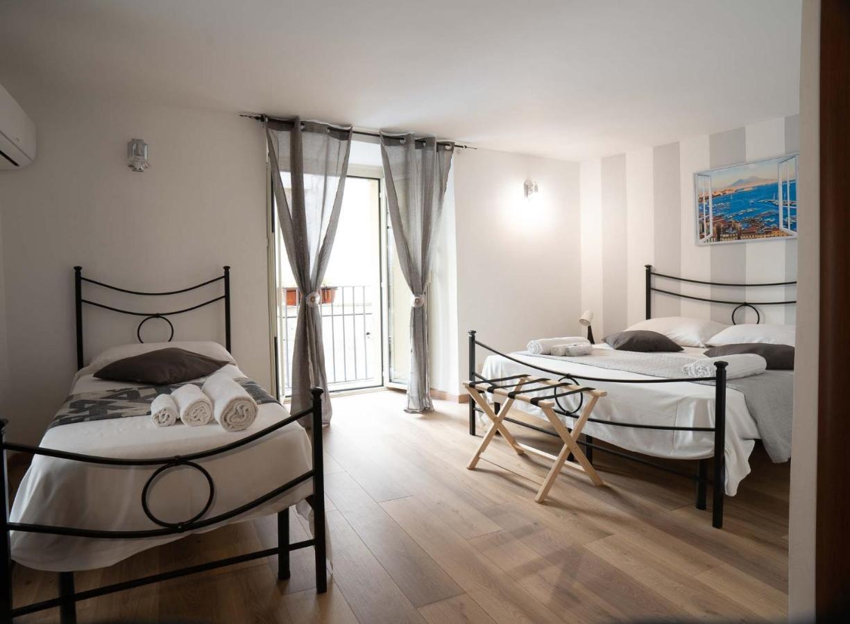 Athmosfera Nova 18 Hotel Napoli Ngoại thất bức ảnh